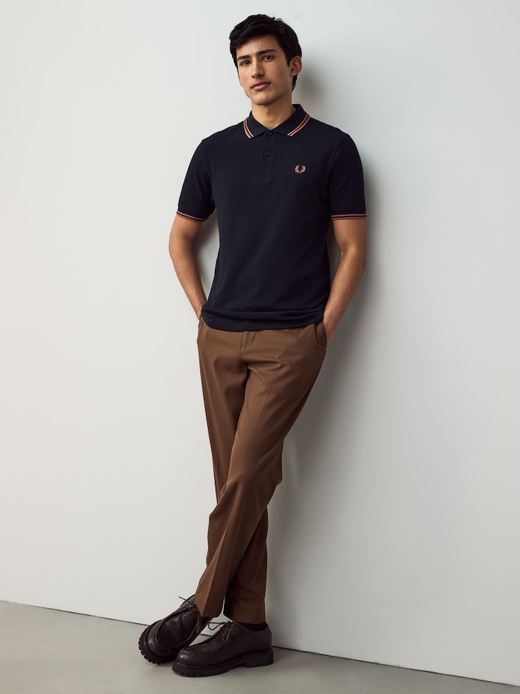 أزرق داكن - قميص بولو بحافة مزدوجة من Fred Perry  - صورة 2 من 7