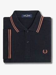 أزرق داكن - قميص بولو بحافة مزدوجة من Fred Perry  - صورة 7 من 7