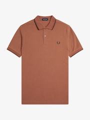 لون القرفة - قميص بولو بحافة مزدوجة من Fred Perry  - صورة 6 من 8