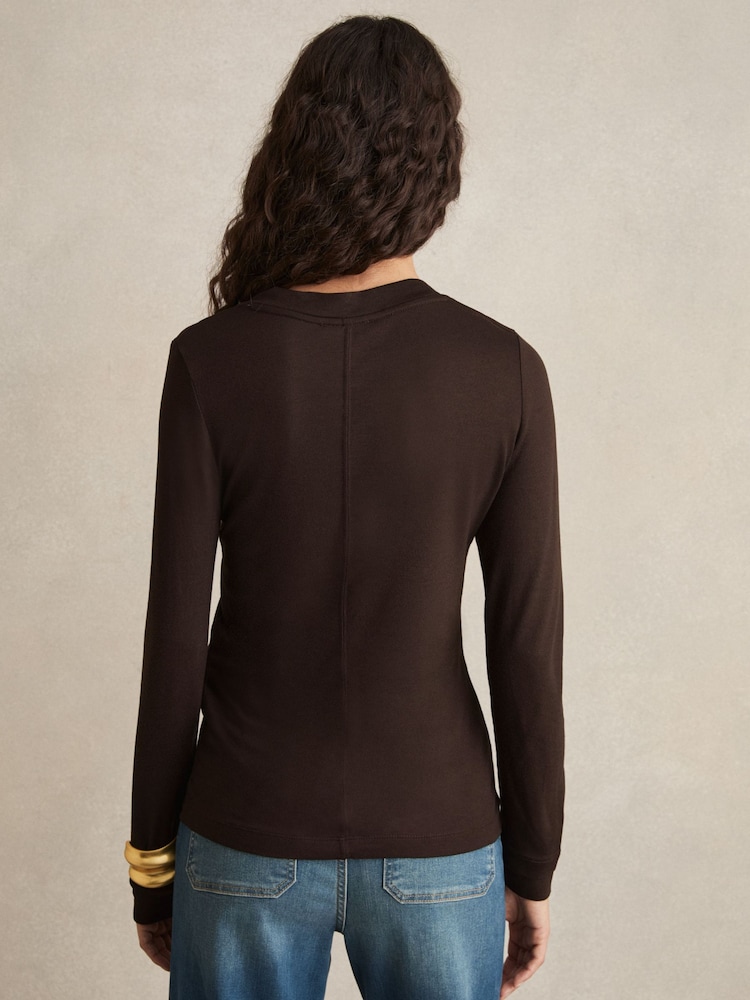 Reiss Chocolate Brady Jersey V-Neck Top - Image 6 of 7