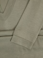 Reiss Sage Brady Jersey V-Neck Top - Image 6 of 6