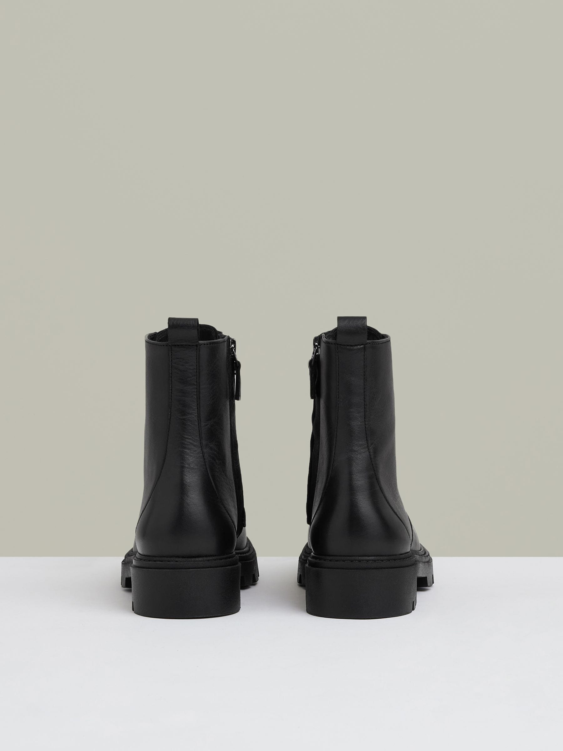 Ellie chelsea boots sales