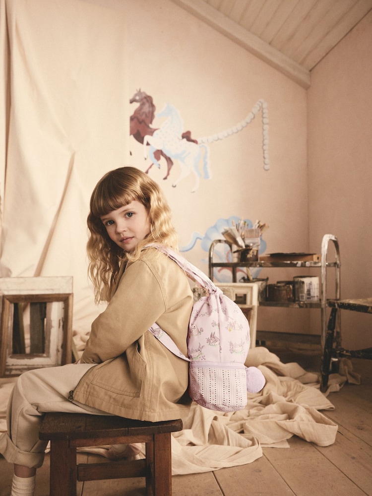 حقيبة ظهر مزيّنة بطبعة أرنب بتصميم مرح للأطفال من Cath Kidston - صورة 1 من 8