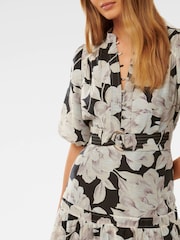 Forever New Multi Leona Short-Sleeved Pin Tuck Midi Dress with a Touch of Linen - Image 3 of 4