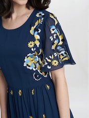 Gina Bacconi Blue Embroidered Dress With Flowers - Image 4 of 5