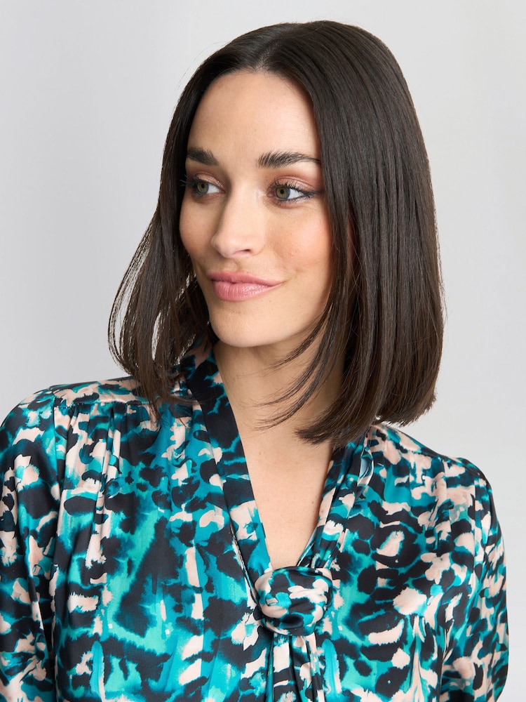 Gina Bacconi Green Avril Satin Pussy Bow Blouse - Image 5 of 5