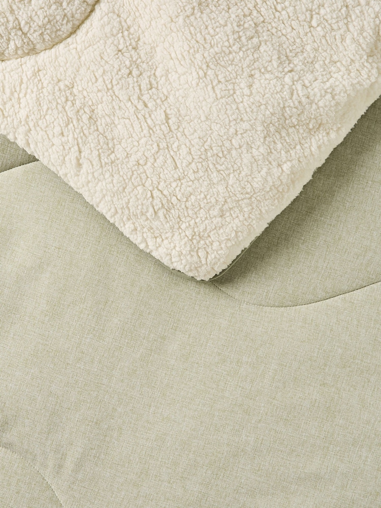 Night Lark Olive Green Soft Weave 9 Tog Cosy Sherpa Throw - Image 2 of 5 Night Lark Olive Green Soft Weave 9 Tog Cosy Sherpa Throw - Image 2 of 5