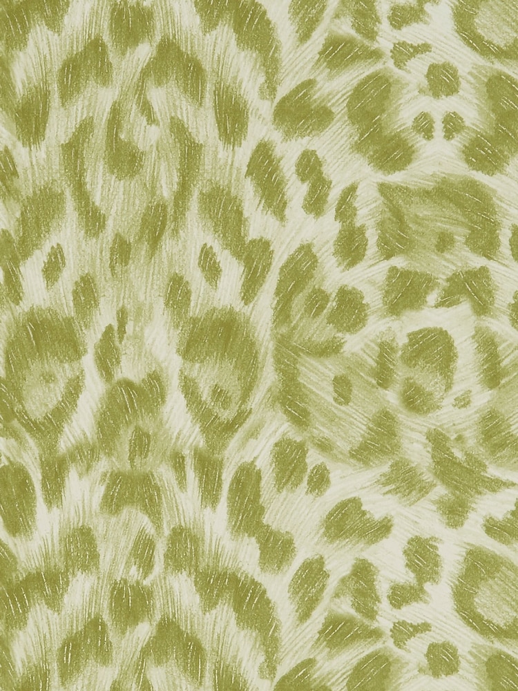 Clarke and Clarke Felis Green Emma J Shipley Wilderie 10M Wallpaper - Image 1 of 1