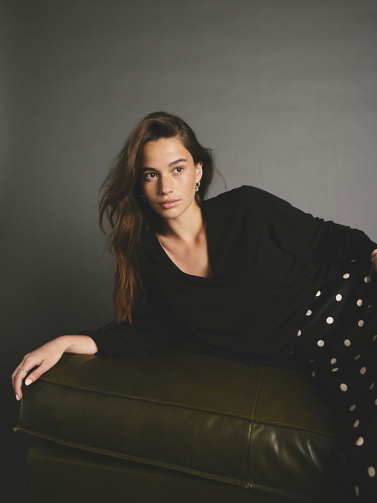 Black Long Sleeve V-Neck Jersey Blouse - Image 2 of 7