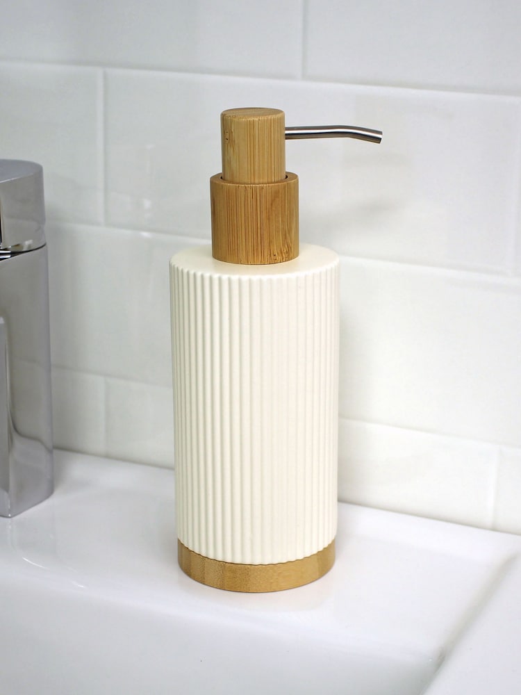 Showerdrape Cream Bondi Set of 3 Bathroom Accessory Set - Image 2 of 4