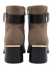 Botas de salto alto de Lotus - Imagem 3 de 4