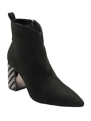 Lotus Pointed Toe Ankle Boots - Imagem 1 de 4