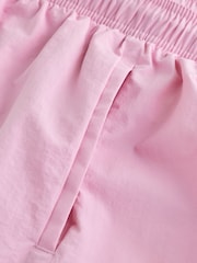 Rosa claro - Lyle & Scott Plain Swim Shorts - Imagen 3 de 4