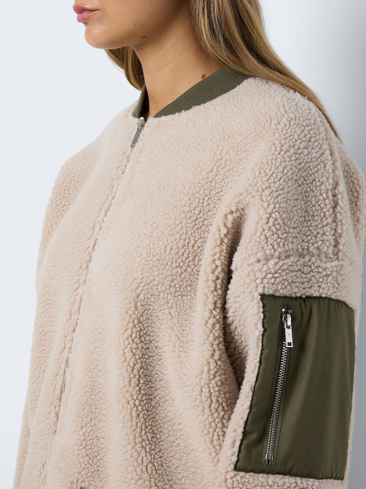 NOISY MAY Cream Faux Shearling Textured Bomber Jacket - Image 5 of 7