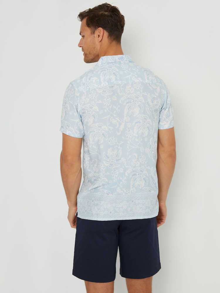 Threadbare Blue Floral Print Revere Collar Short Sleeve Shirt - Image 2 of 4