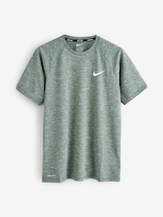 Nike Green Short Sleeve Hydroguard Rash T-Shirt - Image 4 of 4