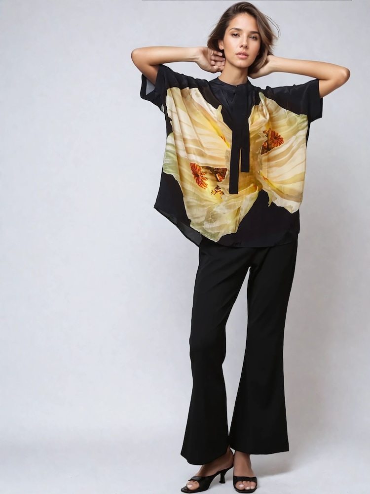 Geel - Religion Oversized Hidden Blouse With Large Floral Placement Print - Image 5 of 6