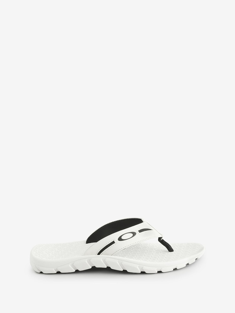Oakley Operative White Sandals 2.0 - Image 1 of 1