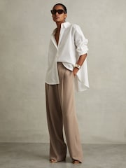Reiss Mink Neutral Eden Petite Half-Elasticated Wide Leg Trousers - Image 3 of 7