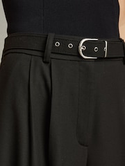 Pantalones anchos de pernera ancha con cinturón Freja de Reiss - Imagen 3 de 6
