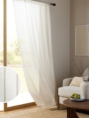 Cortinas de painel transparente sem forro com listras tufadas na parte superior - Imagem 1 de 4