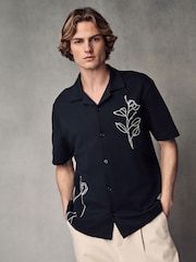 Black/White Embroidery Graphic Jersey Shirt - Image 2 of 8