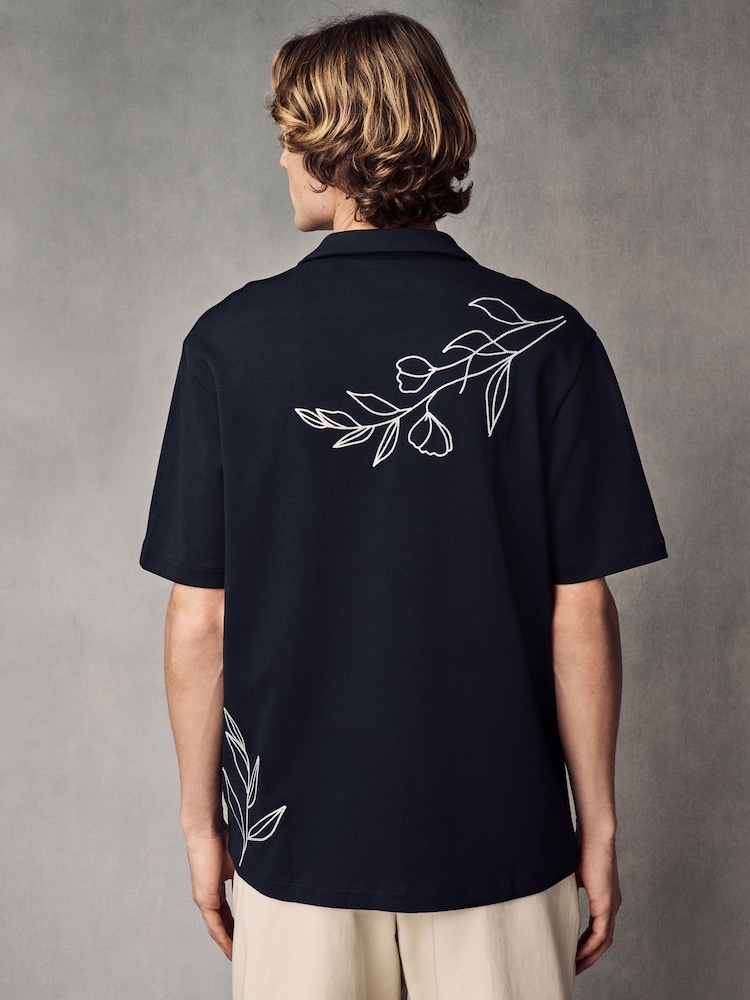 Black/White Embroidery Graphic Jersey Shirt - Image 3 of 8