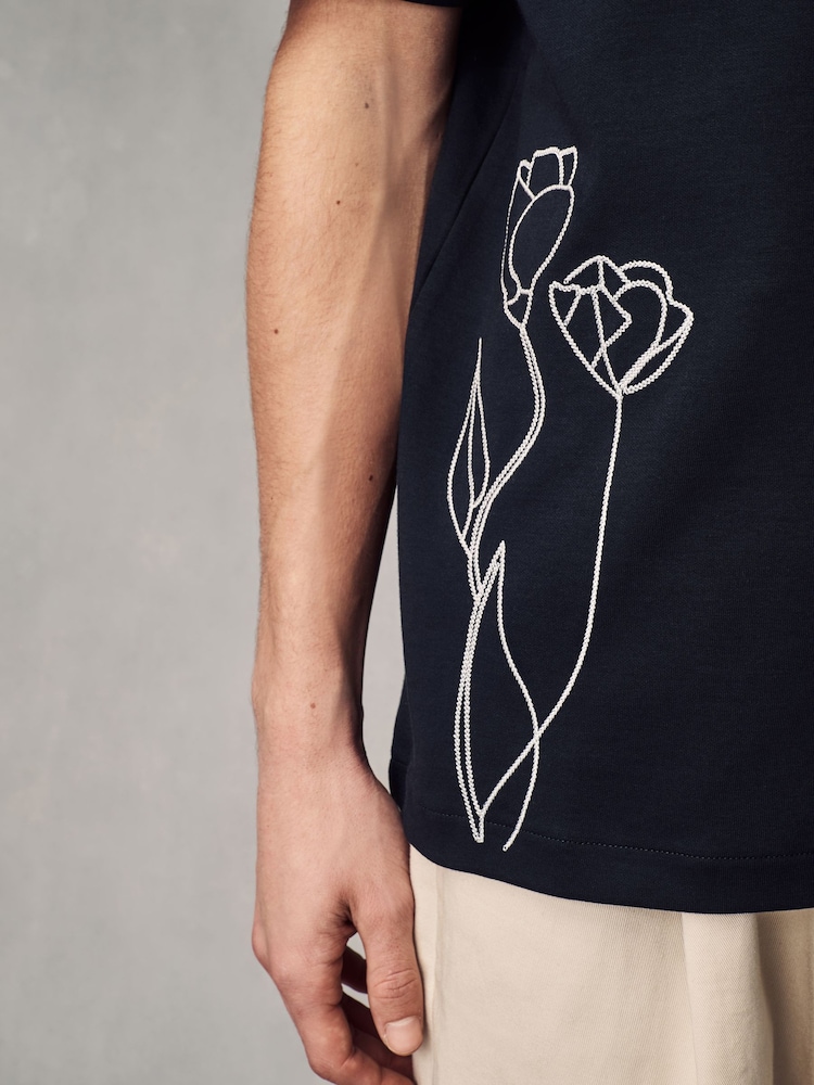 Black/White Embroidery Graphic Jersey Shirt - Image 4 of 8
