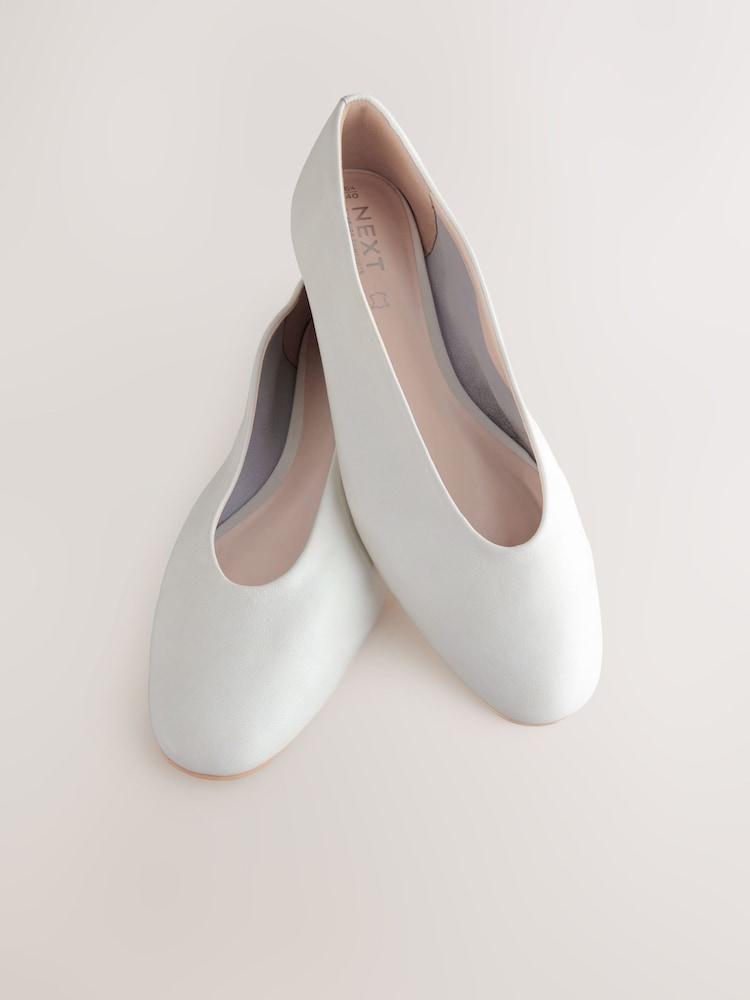 White Standard/Wide Fit Forever Comfort® Leather Round Toe Ballerinas - Image 6 of 9