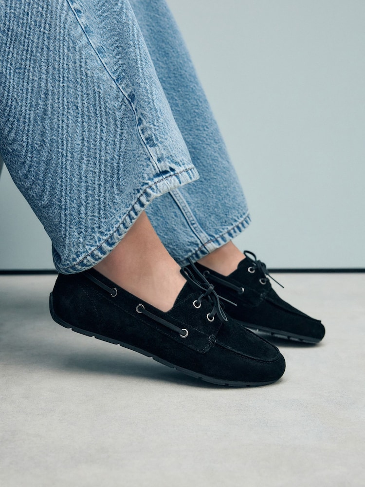 Black Standard Fit Forever Comfort® Leather Round Toe Slim Boat Shoes - Image 2 of 9
