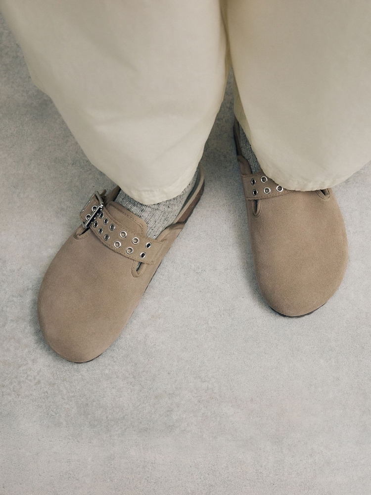 Mink Brown Standard Fit Forever Comfort® Leather Footbed Clogs - Image 3 of 10