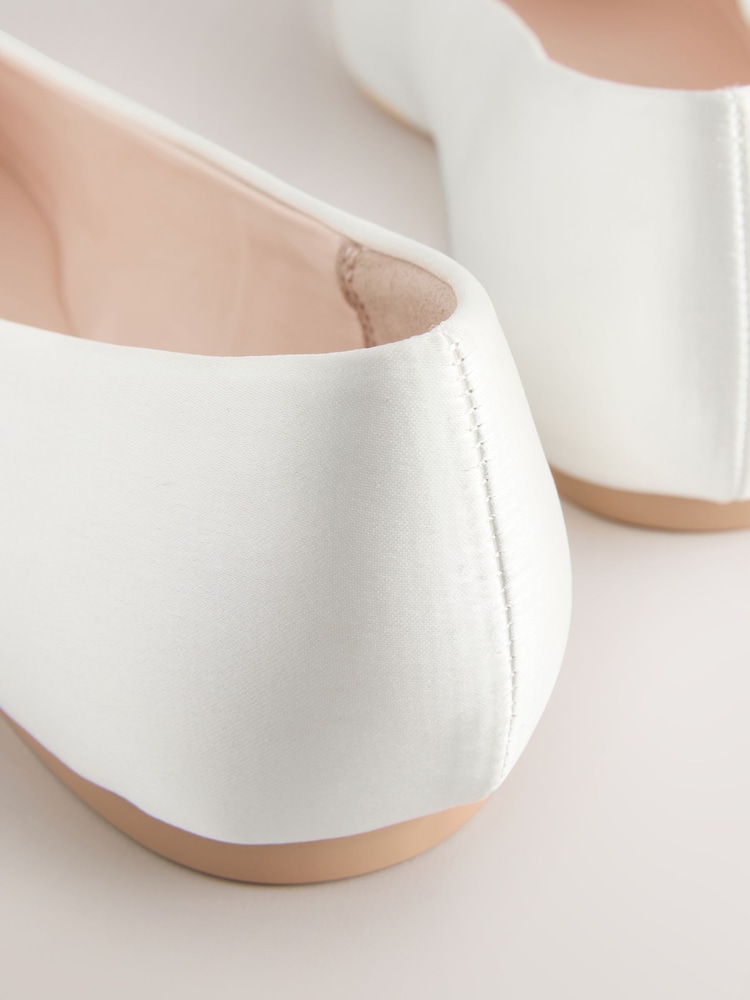 Marfil - Zapatos estilo bailarinas de boda con lazo de perlas y puntera redonda Forever Comfort® - Imagen 9 de 9 Marfil - Zapatos estilo bailarinas de boda con lazo de perlas y puntera redonda Forever Comfort® - Imagen 9 de 9