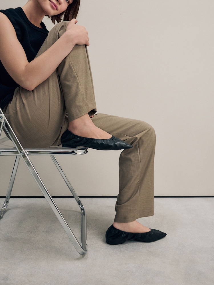 Black Signature Premium Leather Point Toe Ruched Ballerinas - Image 3 of 11
