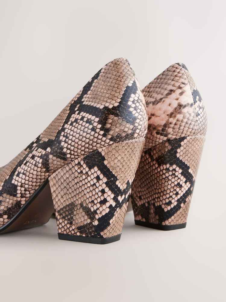Snake Standard Fit Forever Comfort® Point Toe Block Courts - Image 11 of 11