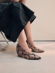 Snake Standard Fit Forever Comfort® Point Toe Block Courts - Image 2 of 11