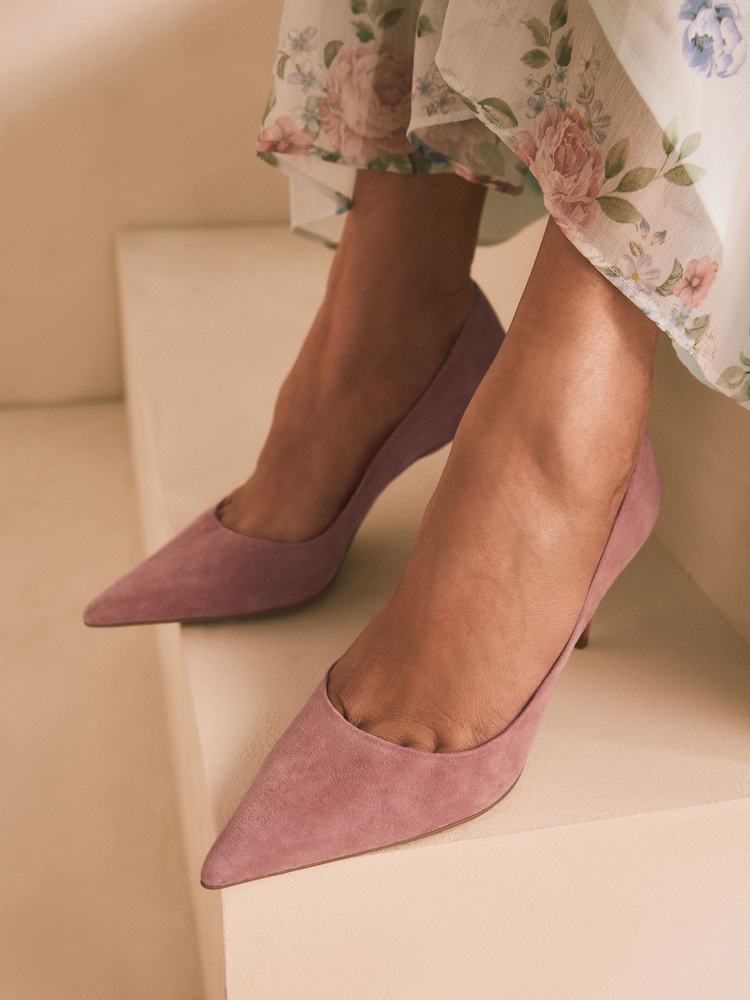 Rose Pink Suede - Zapatos de salón de cuero con tacón medio de Forever Comfort® - Imagen 3 de 3 Rose Pink Suede - Zapatos de salón de cuero con tacón medio de Forever Comfort® - Imagen 3 de 3