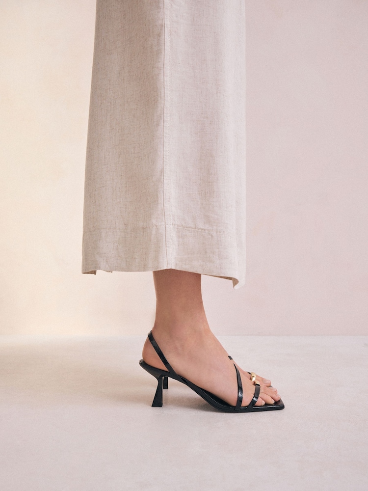 Negro - Toe Loop Heeled Sandals - Imagen 2 de 10 Negro - Toe Loop Heeled Sandals - Imagen 2 de 10