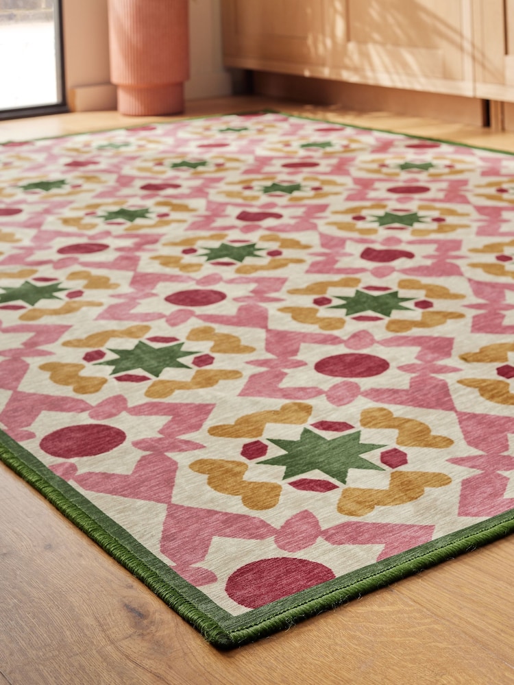 Waschbarer Teppich mit geometrischem Fliesenmuster - Bild 2 von 4 Waschbarer Teppich mit geometrischem Fliesenmuster - Bild 2 von 4