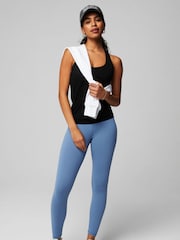 Черный - Fabletics Feather Tech+ Racerback Tank - Image 1 of 5