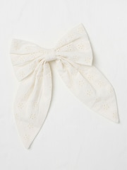 FatFace Ivory 100% Cotton Broderie Detail Hair Bow - Image 1 of 2