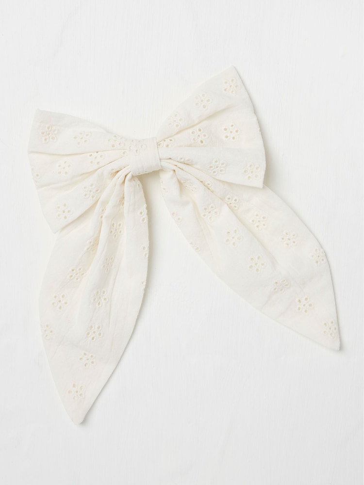 FatFace Ivory 100% Cotton Broderie Detail Hair Bow - Image 1 of 2