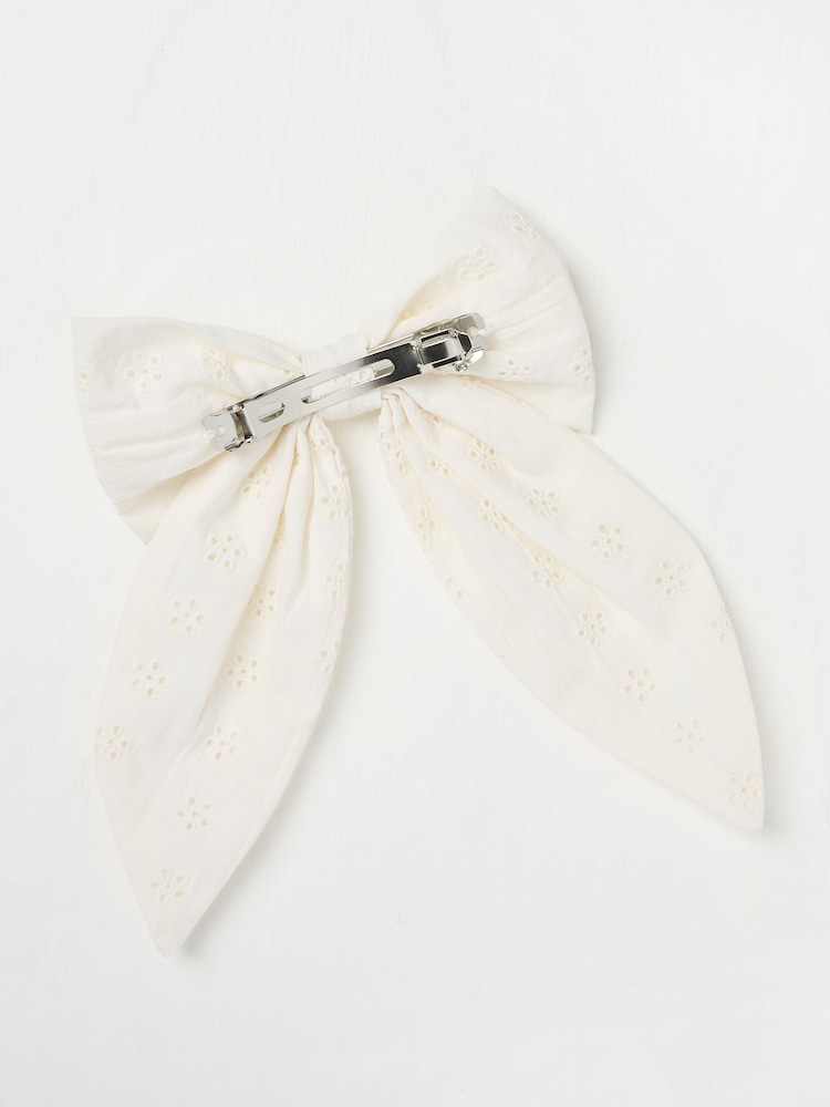 FatFace Ivory 100% Cotton Broderie Detail Hair Bow - Image 2 of 2