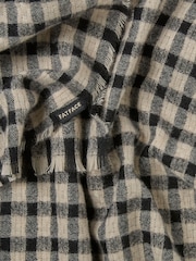 FATFACE Gingham Scarf - Imagem 2 de 2