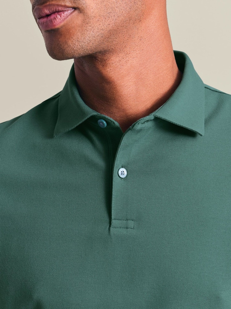 Morski zielony - Charles Tyrwhitt Shorts Sleeve Cotton Stretch Smart Pique Polo Shirt - Obraz 2 z 5 Morski zielony - Charles Tyrwhitt Shorts Sleeve Cotton Stretch Smart Pique Polo Shirt - Obraz 2 z 5