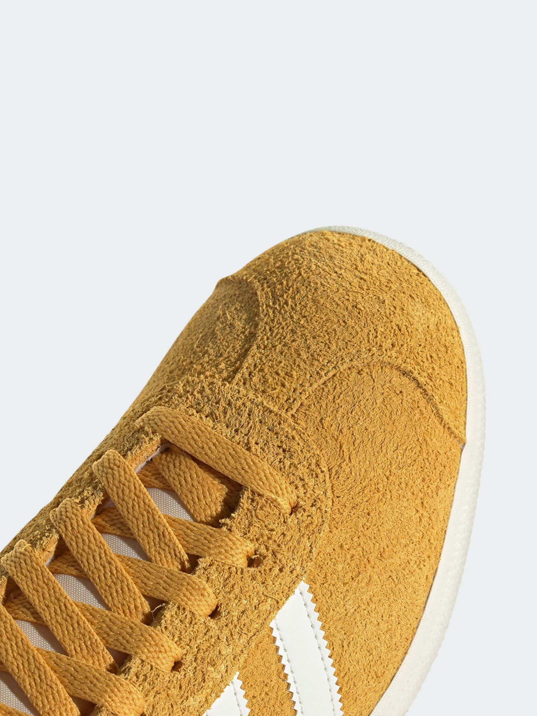 ①える Buy adidas Originals Yellow/White Gazelle Trainers from Next USA