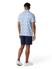 أزرق - قميص بولو شبكي مميز مزيَّن بطباعة على كل القطعة من Original Penguin Golf - صورة 2 من 5