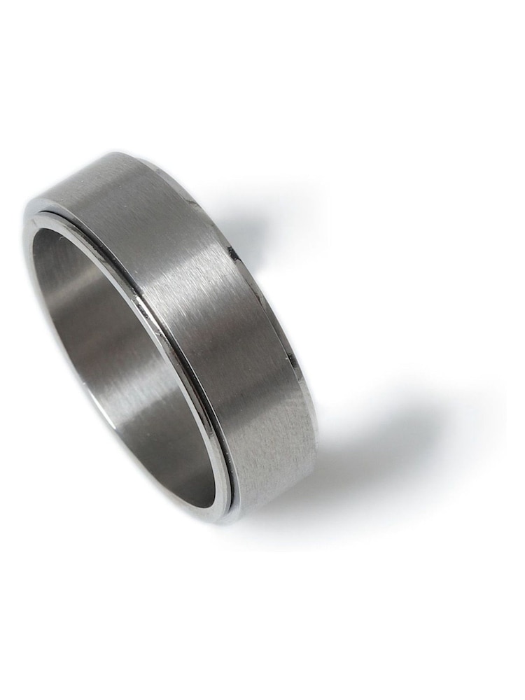 Stainless Steel Silver Tone Ring - Image 5 of 5