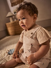 White Floral Baby Short Sleeve Bodysuit and Dungarees Set (0mths-2yrs) - Image 4 of 14