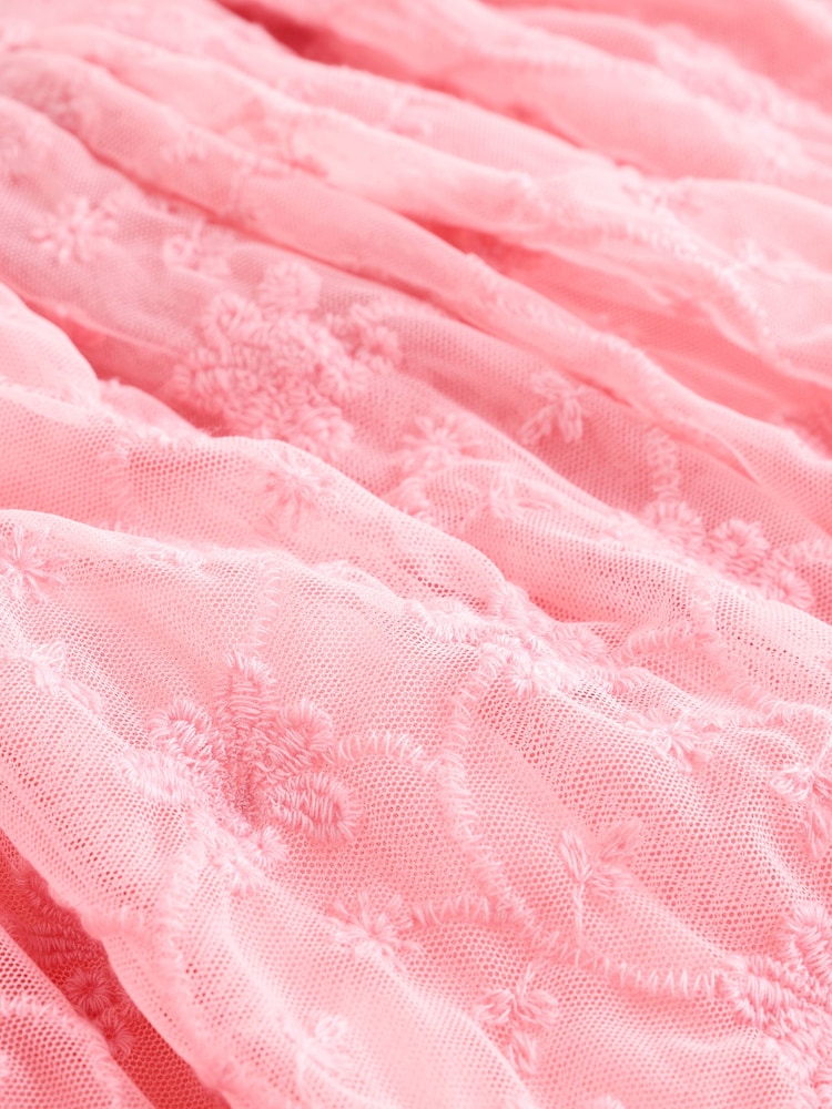Pink - Baby-Kleid mit Lochstickerei aus Mesh mit Schleife (0 Monate bis 2 Jahre) - Bild 11 von 11 Pink - Baby-Kleid mit Lochstickerei aus Mesh mit Schleife (0 Monate bis 2 Jahre) - Bild 11 von 11