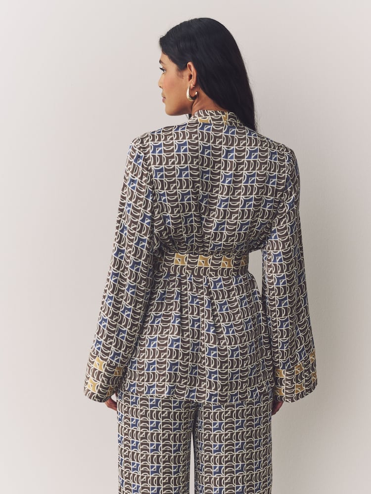 Blue/Brown Geometric Print Satin Textured Drape Kimono - Image 2 of 8
